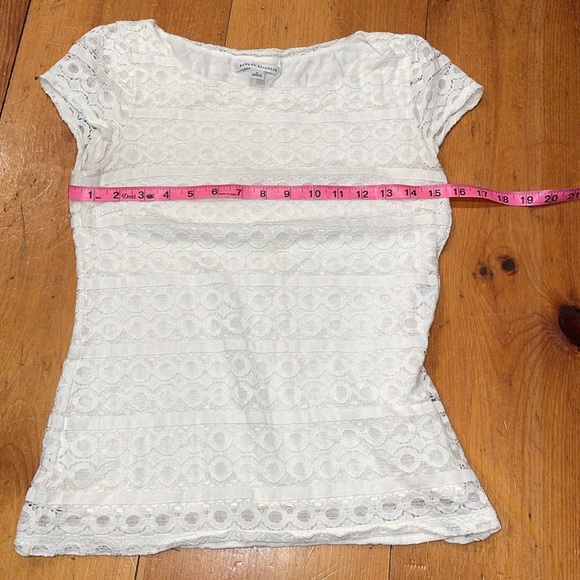 Banana Republic Off White Top Cap Sleeve Lace Lined side zip Cream Color Size 2 - Picture 7 of 9